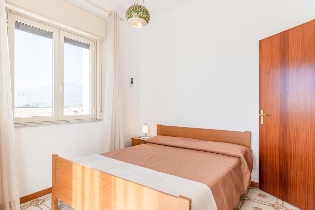 Giardini Naxos Apartment With Terrace Near The Sea Exterior foto