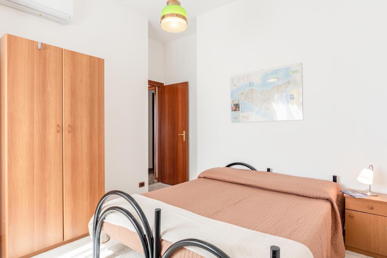 Giardini Naxos Apartment With Terrace Near The Sea Exterior foto